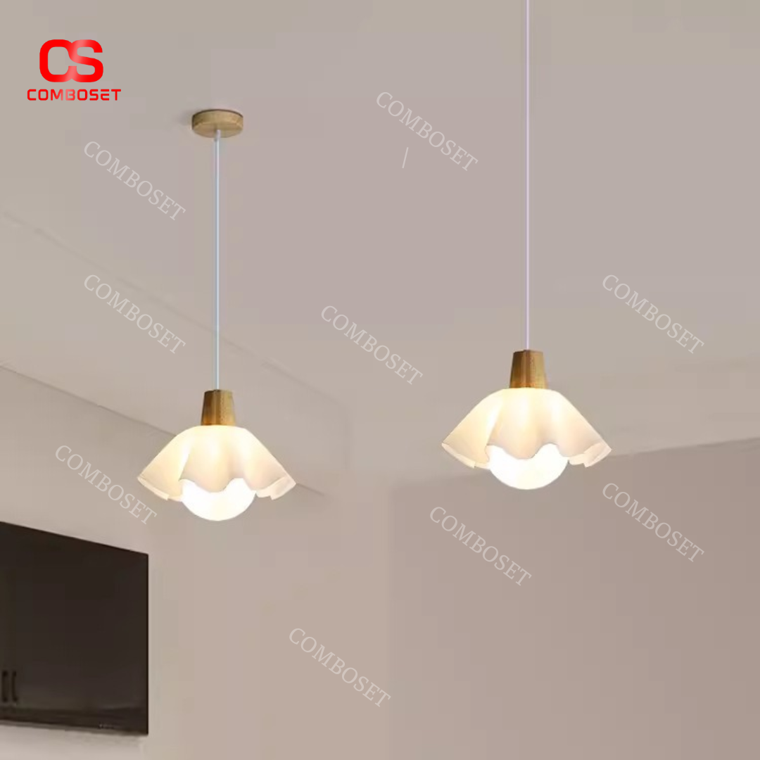 Đèn treo hoa lượn sóng với thiết kế hình hoa tinh xảo