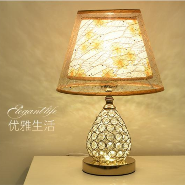 Đèn Bàn Pha Lê Đám Cưới Sang Trọng