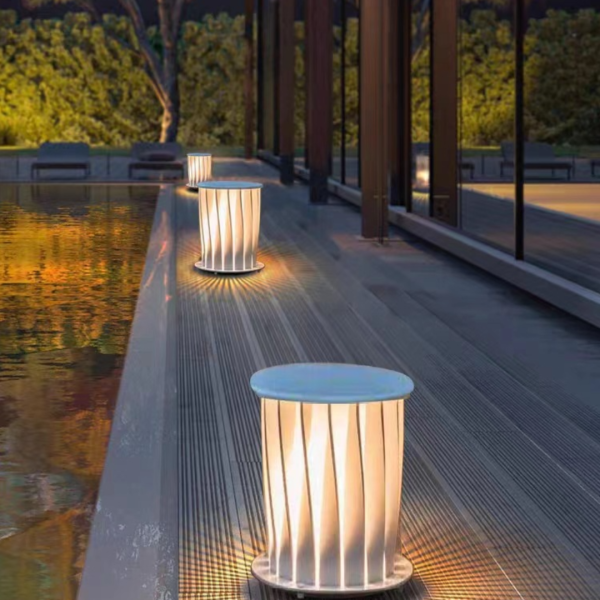 Đèn Trụ Sân Vườn Thép Không Gỉ, Đèn Năng Lượng Mặt Trời Decor Sân Vườn/ Lối Đi/ Hành Lang - Hình ảnh 5