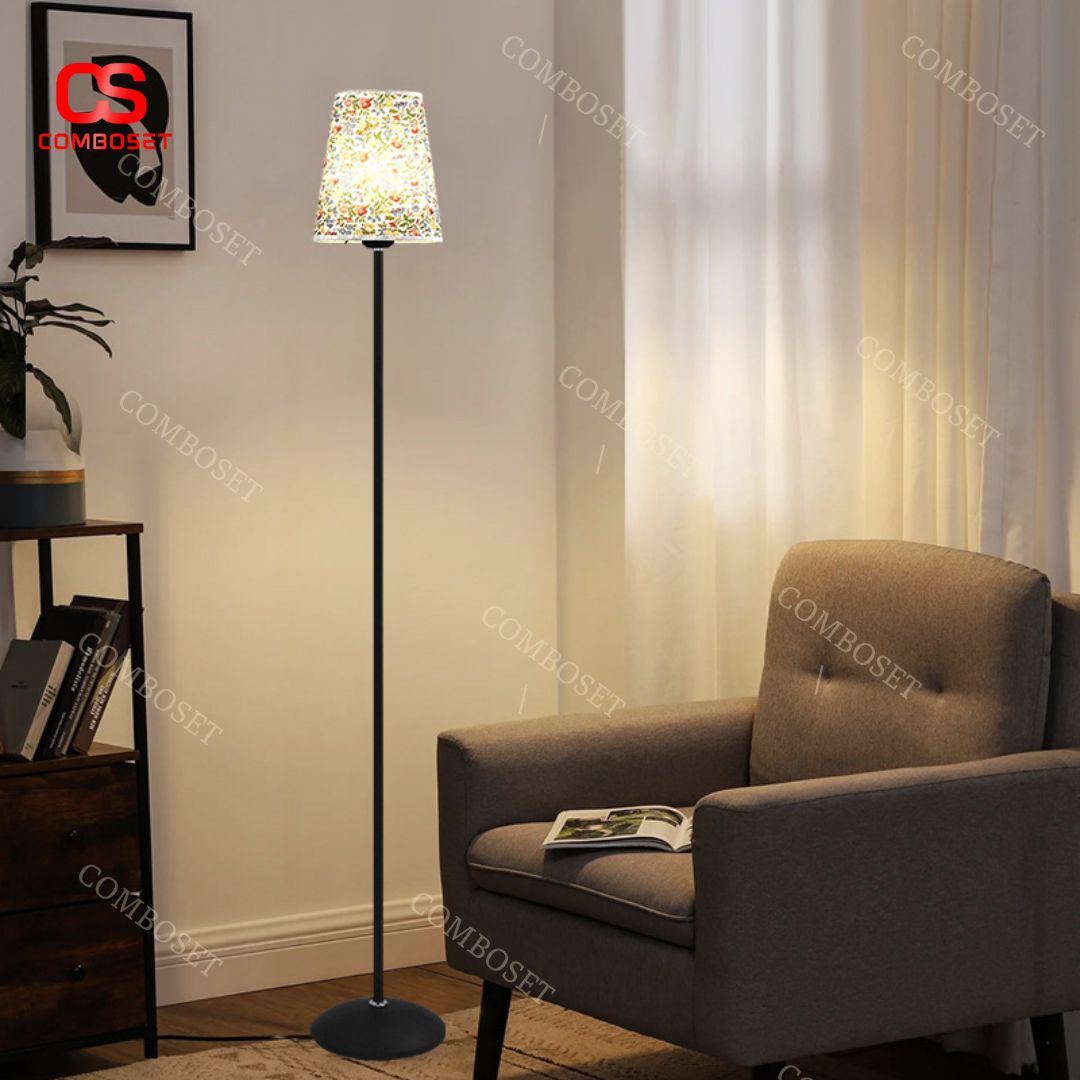 Đèn để sàn chao nón họa tiết hoa với phong cách retro, đơn giản