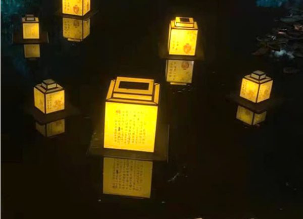 Đèn Lồng Hình Vuông Nổi Trên Nước, Đèn Lồng Led Năng Lượng Mặt Trời Decor Sân Vườn - Hình ảnh 4