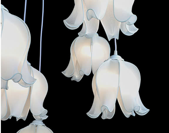 Bộ 10 đèn chùm hoa huệ dạ quang thích hợp cho sảnh tiệc cưới, nhà hàng