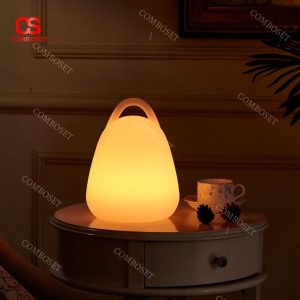 Đèn led cầm tay chuyển đổi 16 màu với thiết kế nhỏ gọn, đơn giản