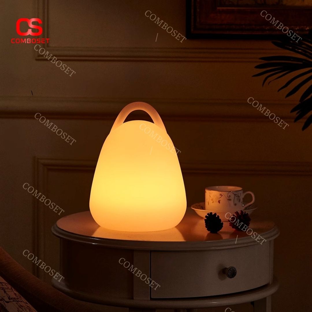 Đèn led cầm tay 16 màu chuyển đổi với thiết kế nhỏ gọn, đơn giản