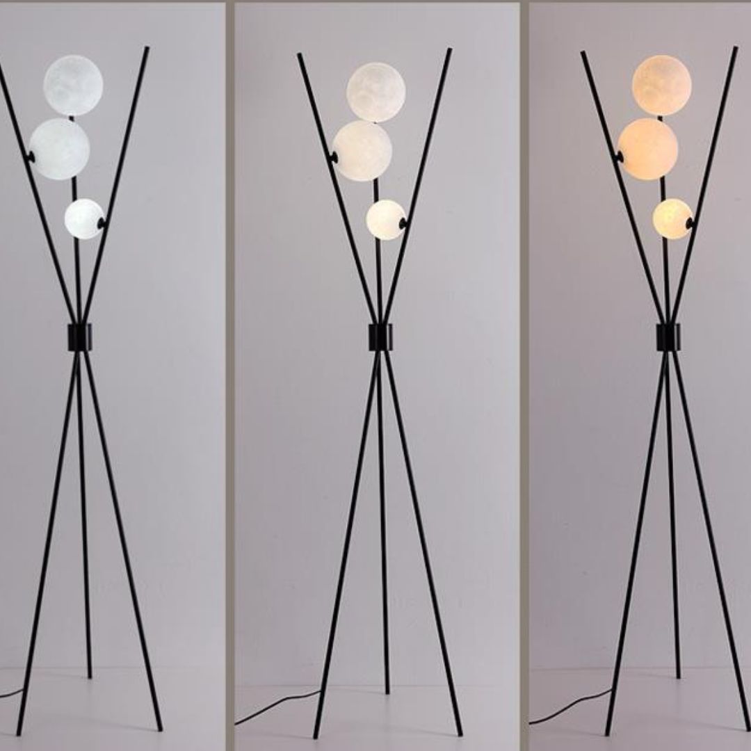 Đèn sàn 3 chân chao mặt trăng sửu dụng 3 chế độ màu sáng