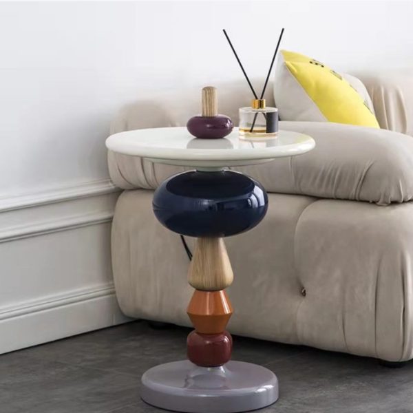 Bàn cafe viên kẹo nhiều màu sắc decor không gian phòng khách