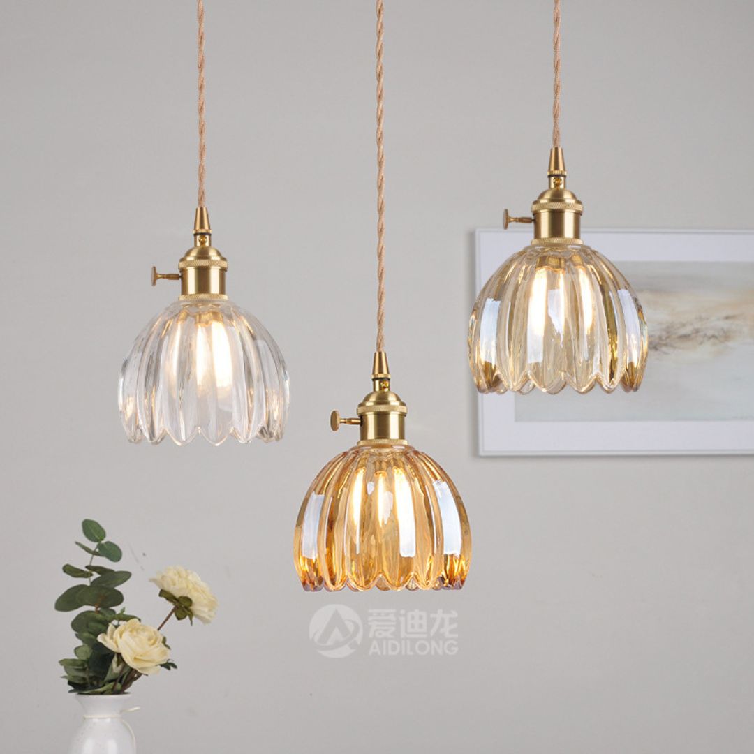 Phân Biệt Đèn Chùm Và Đèn Thả Điểm Khác Biệt Và Cách Chọn Đèn Phù Hợp
