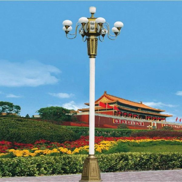 Đèn Đường Lớn Cổ Điển