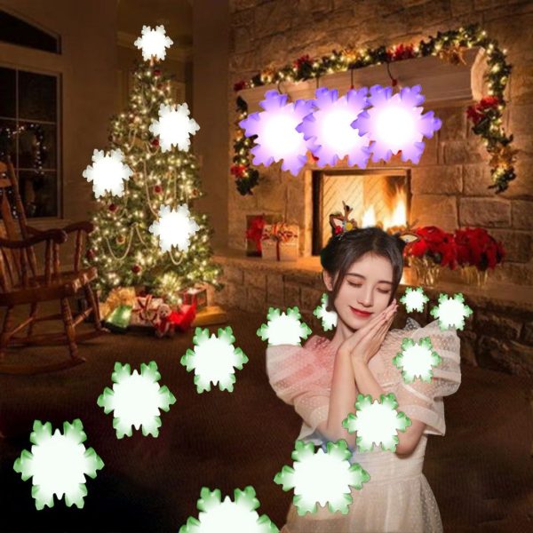 Đèn LED Dạ Quang Bông Tuyết Phát Sáng RGB 16 Màu Rực Rỡ Trang Hoàng Không Khí Noel Sân Vườn
