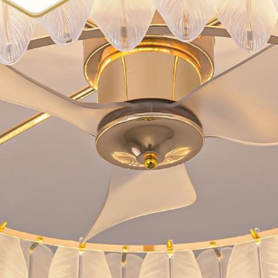 Đèn Quạt Trần Lông Vũ Thuỷ Tinh