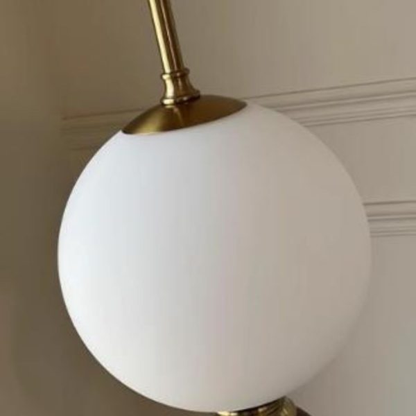 Đèn Sàn Bauhaus Hình Bầu Thiết Kế Nghệ Thuật Pháp Dành Cho Phòng Khách