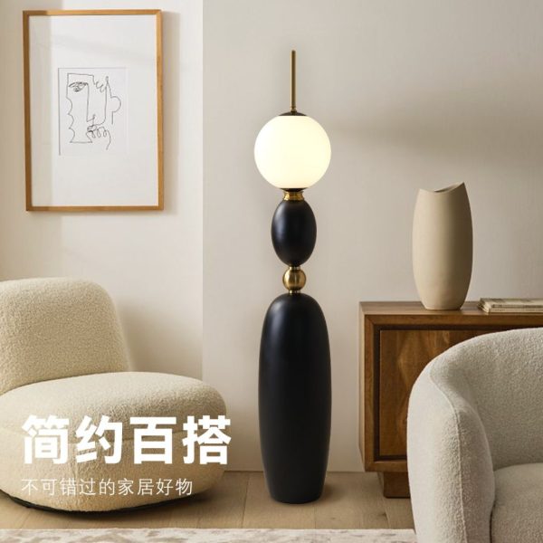 Đèn Sàn Bauhaus Hình Bầu Thiết Kế Nghệ Thuật Pháp Dành Cho Phòng Khách