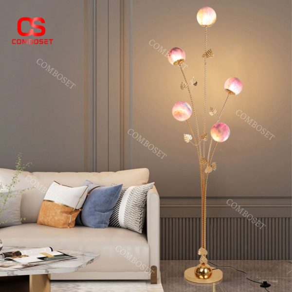 Đèn Sàn Sắt Mạ Vàng Bóng Thuỷ Tinh Màu Ombre Tím Độc Đáo
