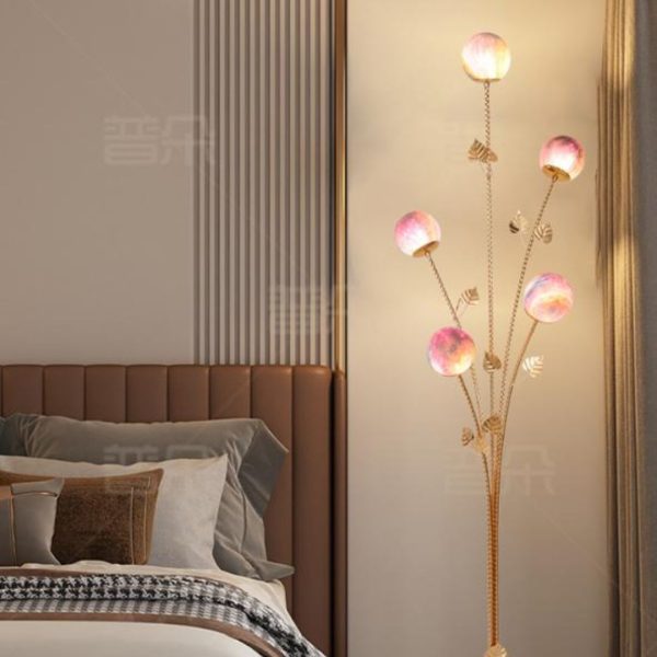 Đèn Sàn Sắt Mạ Vàng Bóng Thuỷ Tinh Màu Ombre Tím Độc Đáo