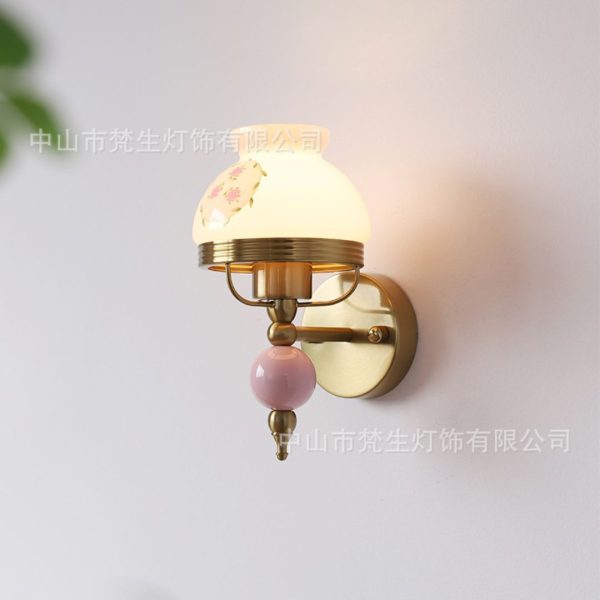 Đèn Tường Sắt Thuỷ Tinh Vàng Hồng Phong Cách Bauhaus Decor Phòng Ngủ