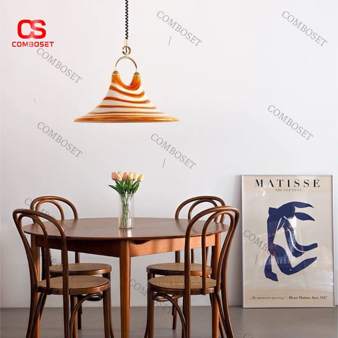 Đèn thả hình chiếc mũ độc đáo mang đến không gian gian sự mới lạ