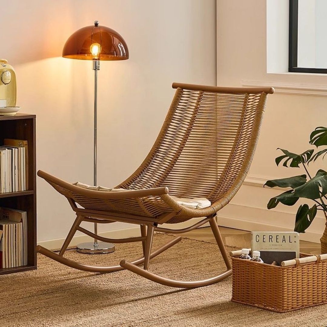 Ghế mây bập bênh mặt trăng mang đến vẻ đẹp đơn giản nhưng vẫn tinh tế, mộc mạc và tươi sáng