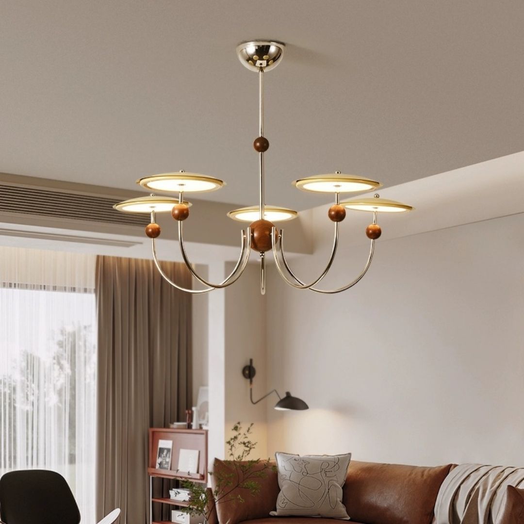 Đèn chùm thả hình đĩa bay theo phong cách cổ điển và decor phòng khách