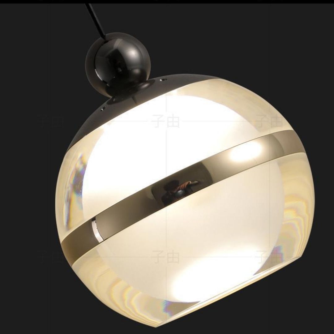 Cận cảnh chi tiết Đèn thả hình quả bóng acrylic