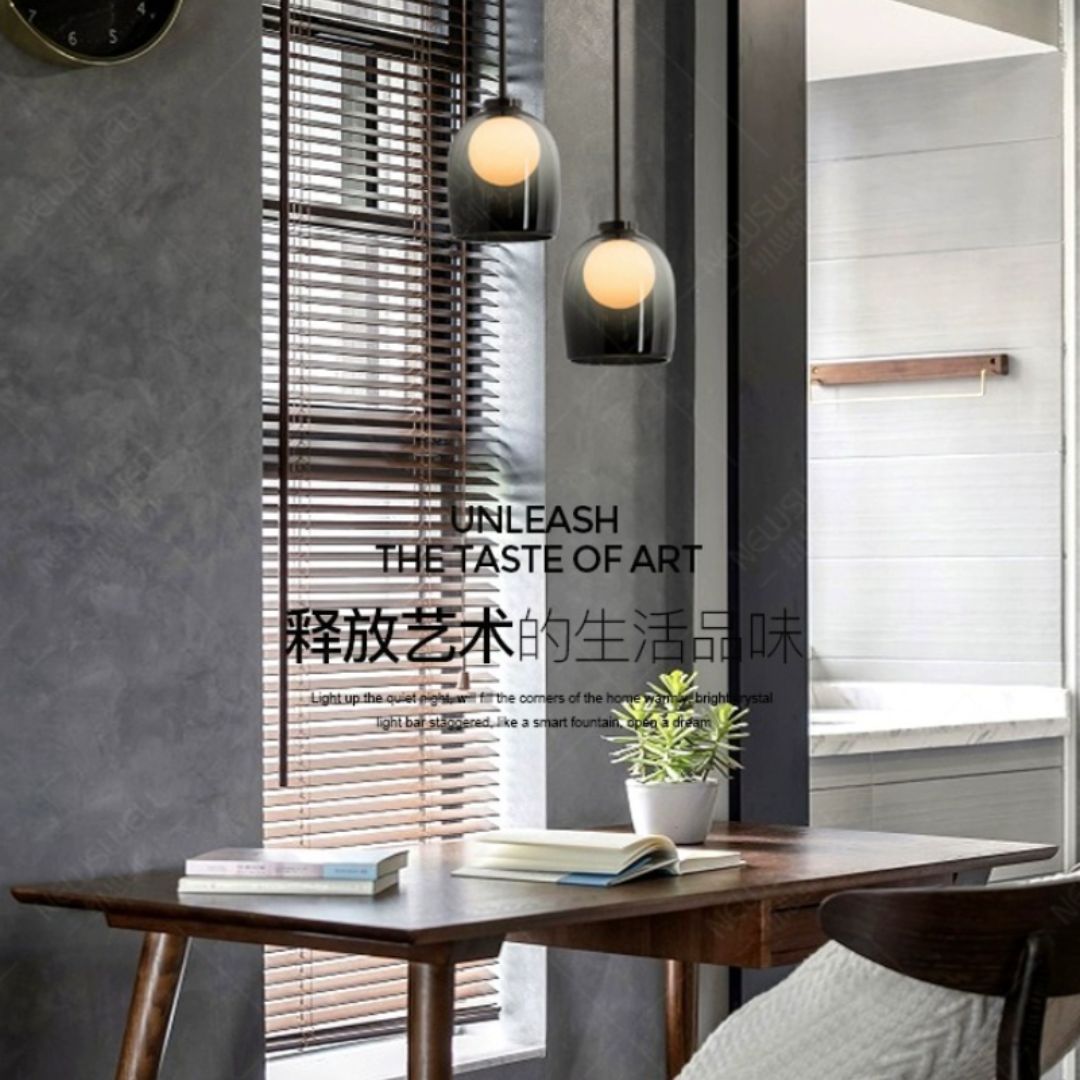 Đèn thả trần chao thủy tinh màu đen khói decor không gian văn phòng làm việc