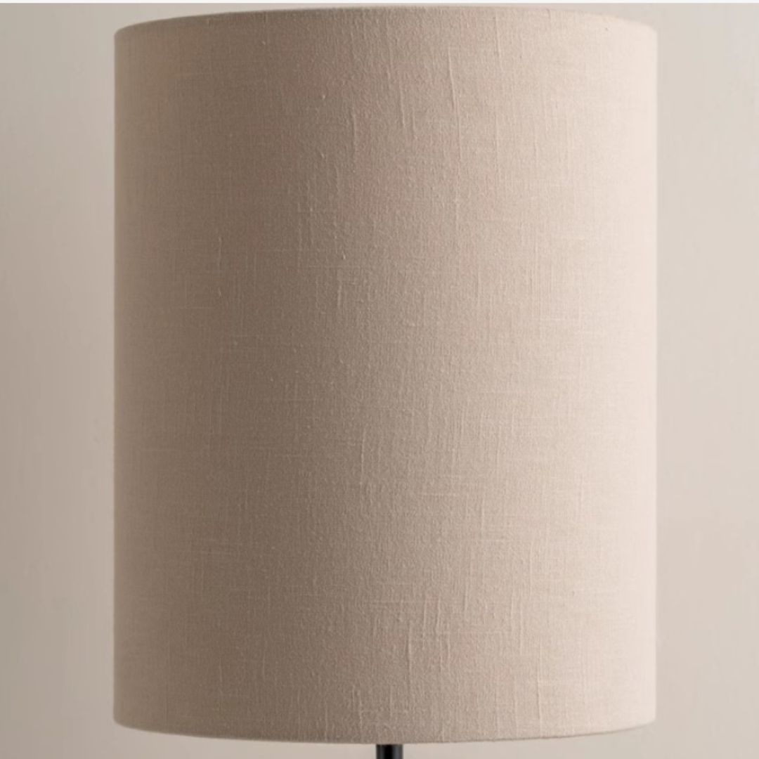 Đèn cây đứng gỗ nguyên khối với Chao đèn bằng vải cotton và lanh pha trộn