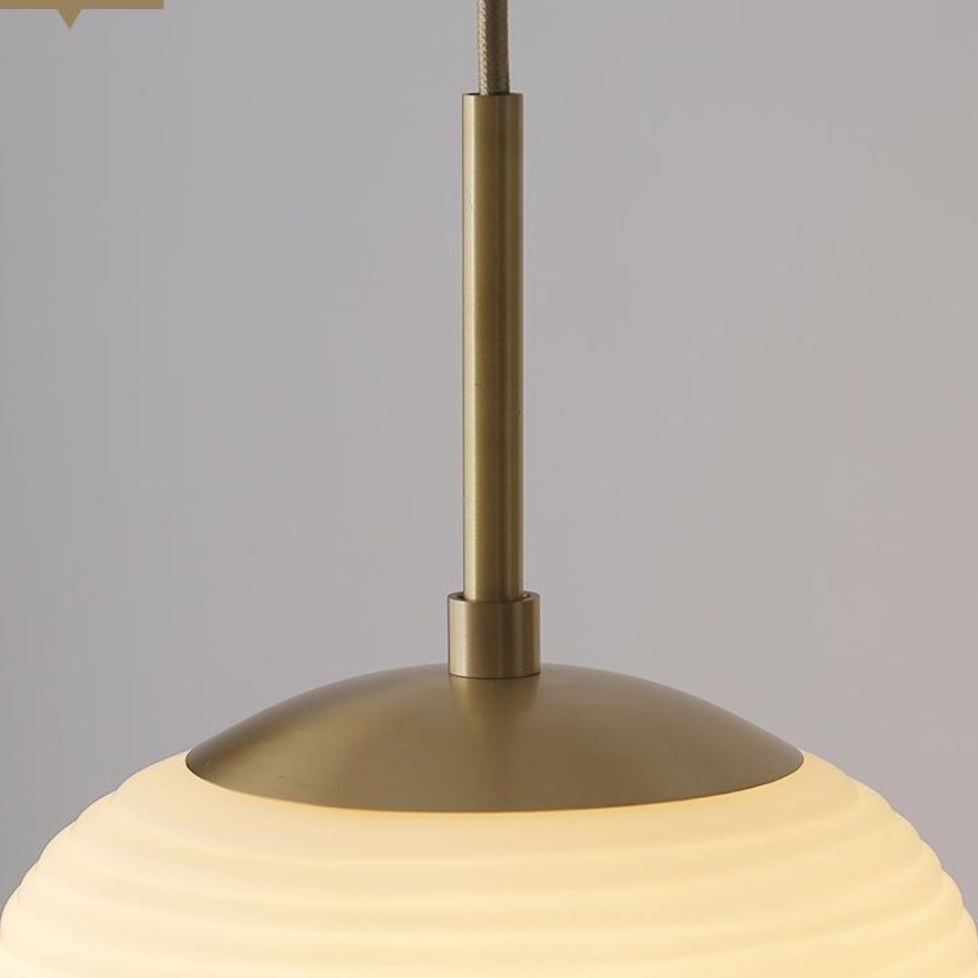 Đèn thả thủy tinh nhiều kiểu dáng thích hợp decor không gian phòng khách, phòng ăn