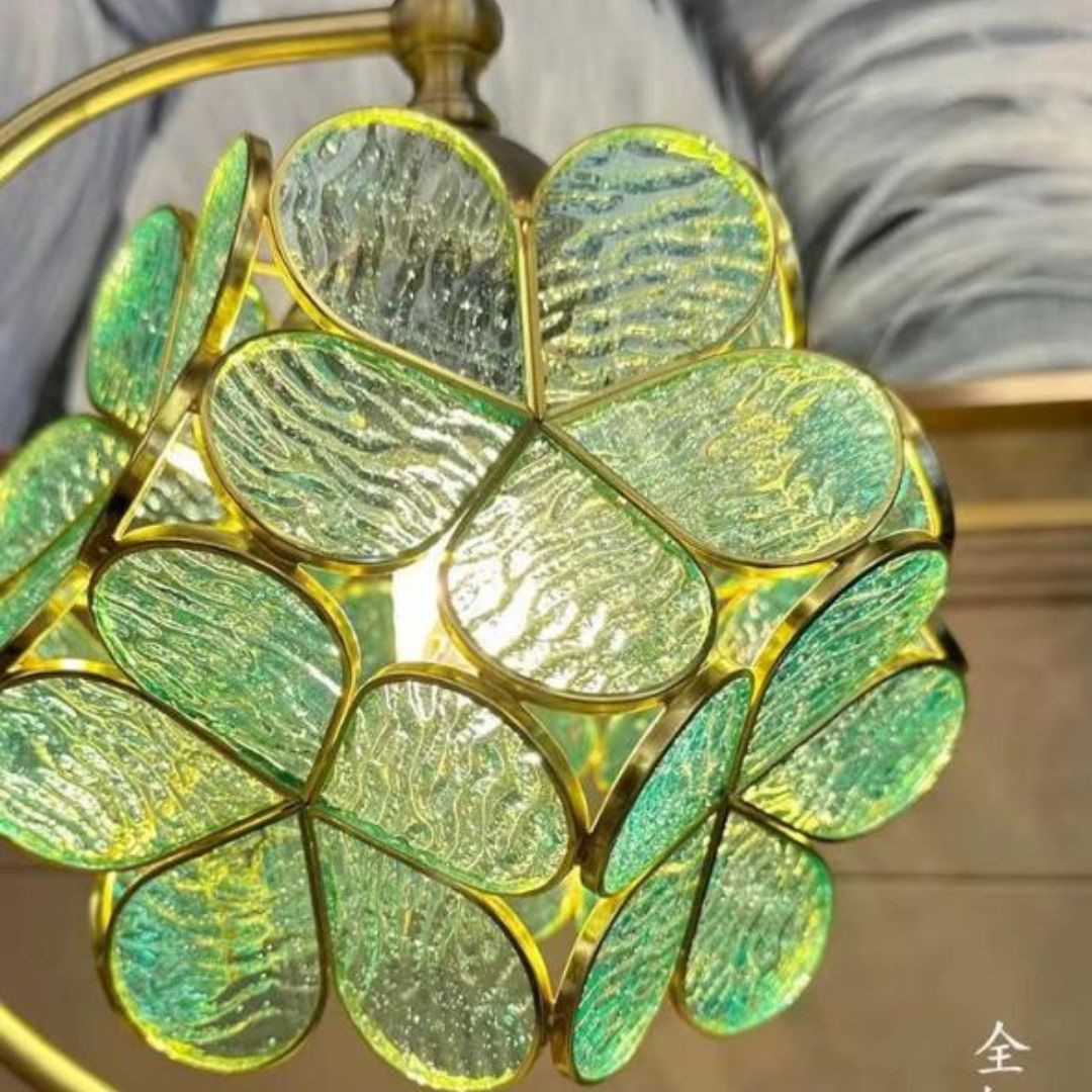 Đèn Bàn Hoa 5 Cánh Màu Xanh Hồng Phong Cách Cổ Điển Pháp Decor Bàn Làm Việc, Phòng Ngủ