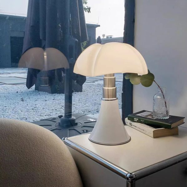 Đèn Bàn Kính Cánh Dơi Phong Cách Bauhaus Cá Tính Công Tắc Cảm Ứng Dùng Đọc Sách