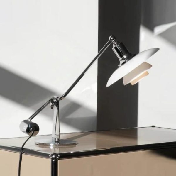Đèn Bàn Kính Đọc Sách Khung Sắt Chắc Chắn Phong Cách Bauhaus Cho Phòng Khách