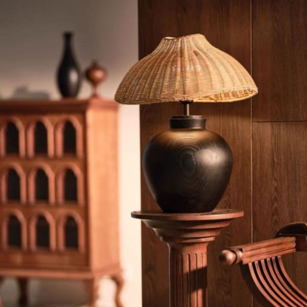 Đèn Bàn Mây Đan Thân Gỗ Nguyên Khối Màu Óc Chó Cổ Điển Mộc Mạc Trang Trí Phòng Khách