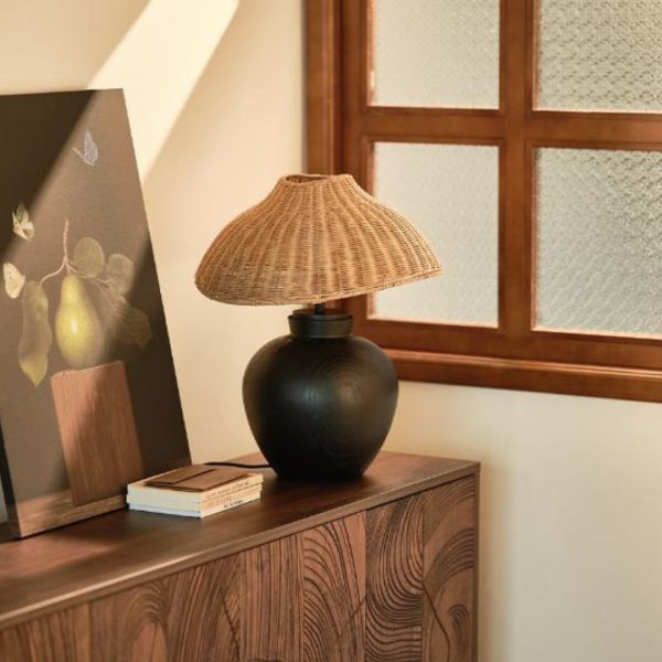 Đèn Bàn Mây Đan Thân Gỗ Nguyên Khối Màu Óc Chó Cổ Điển Mộc Mạc Trang Trí Phòng Khách