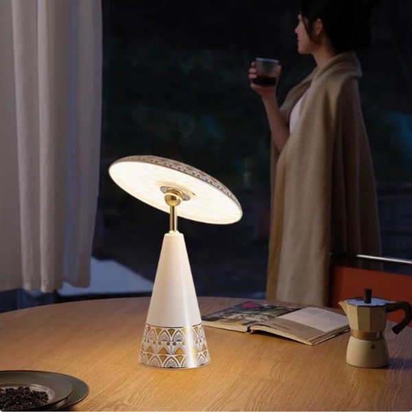 Đèn Bàn Sáng Tạo Xoay 360 Độ, Công Tắc Cảm Ứng, 3 Chế Độ Sáng Thiết Kế Cổ Điển Pháp