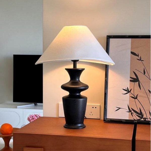 Đèn Bàn Thân Gỗ Cổ Điển Pháp Trang Trí Phòng Ngủ, Phòng Khách Sang Trọng
