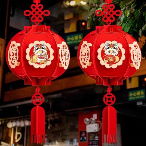 Đèn Lồng Đỏ Mùa Xuân Trang Trí Cung Điện Phong Cách Trung Hoa Năm Mới Rực Rỡ
