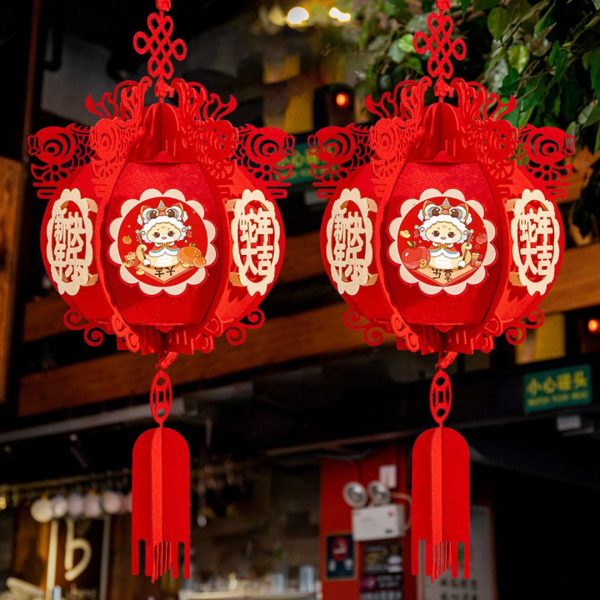 Đèn Lồng Đỏ Mùa Xuân Trang Trí Cung Điện Phong Cách Trung Hoa Năm Mới Rực Rỡ