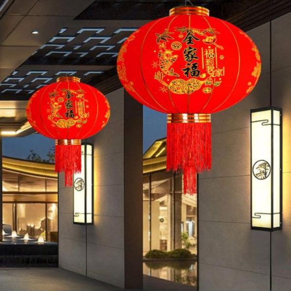Đèn Lồng Đỏ Vải Nhung Hoạ Tiết Cá Chép May Mắn Chống Thấm Trang Trí Nhà Dịp Tết Năm Mới