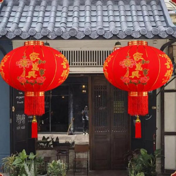 Đèn Lồng Đỏ Vải Nhung Hoạ Tiết Cá Chép May Mắn Chống Thấm Trang Trí Nhà Dịp Tết Năm Mới
