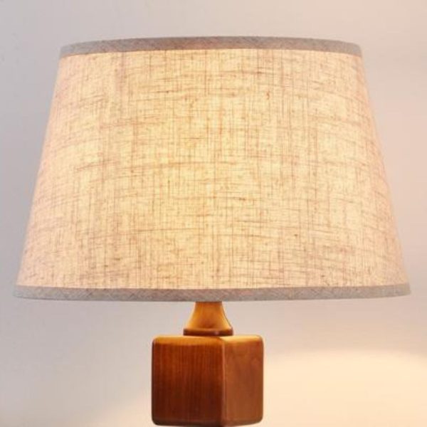 Đèn Sàn Gỗ Cổ Điển Khối Lập Phương Pháp Thời Trung Cổ Decor Sofa Phòng Khách