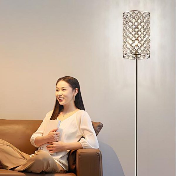 Đèn Sàn Sắt Mạ Vàng Pha Lê Nghệ Thuật Phong Cách Thượng Lưu Decor Phòng Khách Phòng Ngủ