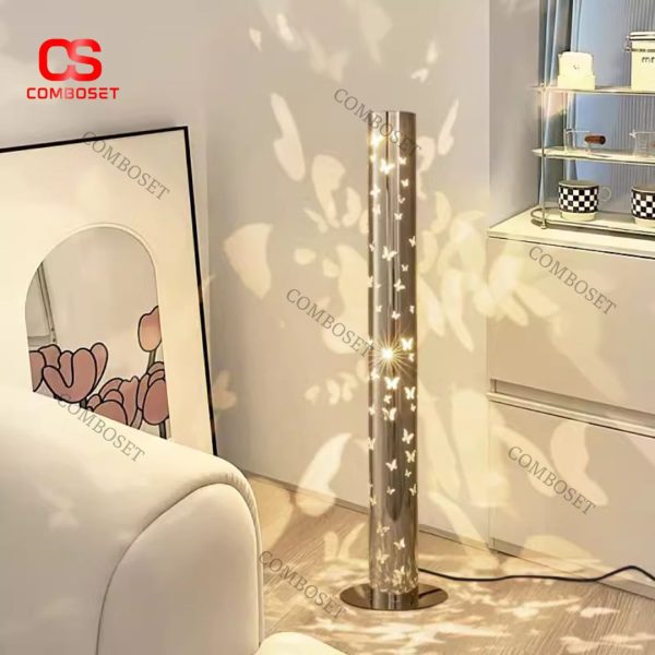 Đèn Sàn Thép Điêu Khắc Bướm Nhỏ Xinh Phản Quang Ánh Sáng Huyền Ảo Decor Phòng Khách