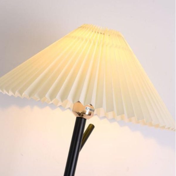 Đèn Sàn Xếp Ly Kết Hợp Móc Treo Đồ Tiện Lợi Cho Phòng Khách, Phòng Ngủ Retro Mỹ