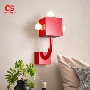 Đèn Tường Sắt Bauhaus Màu Đỏ Nổi Bật Decor Lối Đi Hành Lang Nghệ Thuật