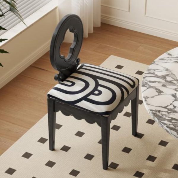 Ghế Ăn Sọc Trắng Đen Hình Cỏ 4 Lá Phong Cách Pháp Dùng Trong Bàn Ăn, Phòng Khách