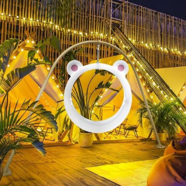 Xích Đu Đèn LED Thỏ Gấu Hoạt Hình Dễ Thương Chuyển Màu Đa Dạng Chống Thấm Tốt Sân Vườn
