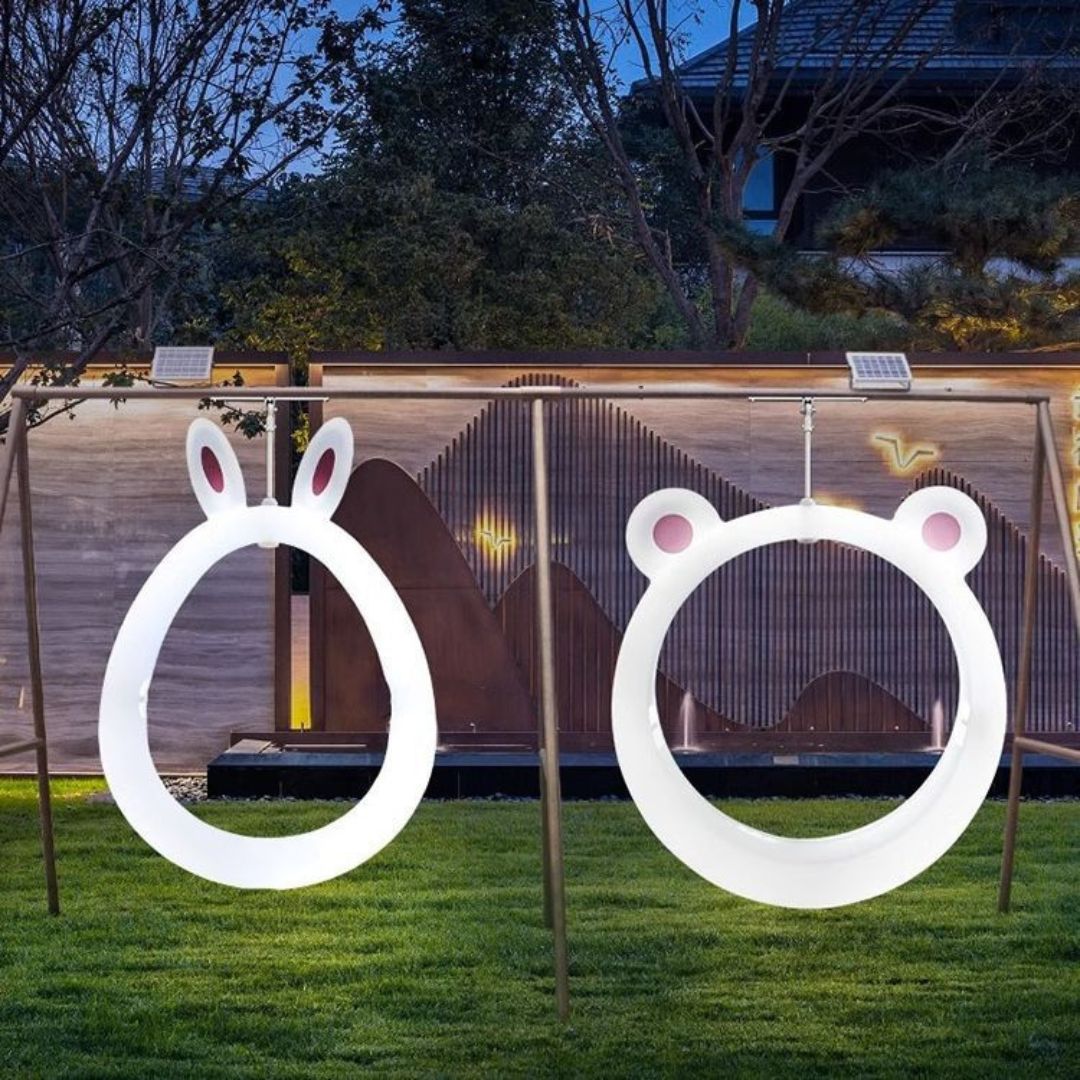 Xích Đu Đèn LED Thỏ Gấu Hoạt Hình Dễ Thương Chuyển Màu Đa Dạng Chống Thấm Tốt Sân Vườn