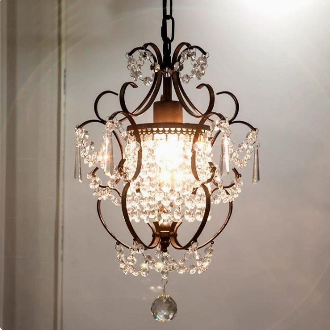 Đèn Chùm Chuỗi Pha Lê Sáng Tạo Thiết Kế Nhỏ Theo Phong Cách Retro Cổ Điển Decor Phòng Khách