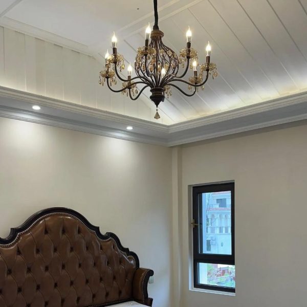 Đèn Chùm Sắt Chao Nến Retro Cổ Điển Màu Vân Gỗ Phong Cách Trung Cổ Decor Phòng Khách
