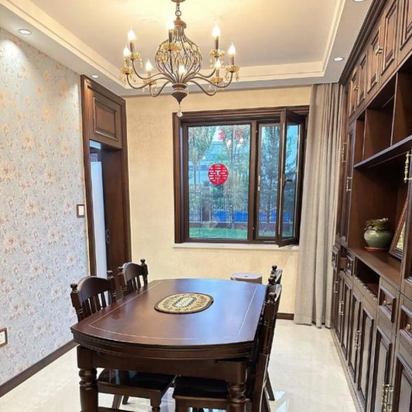 Đèn Chùm Sắt Chao Nến Retro Cổ Điển Màu Vân Gỗ Phong Cách Trung Cổ Decor Phòng Khách