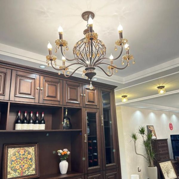 Đèn Chùm Sắt Chao Nến Retro Cổ Điển Màu Vân Gỗ Phong Cách Trung Cổ Decor Phòng Khách