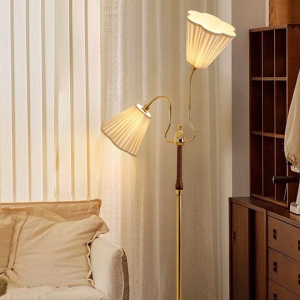 Đèn Sàn 2 Đầu Hoa Đèn Kiểu Pháp Retro Xoay 360 Độ Trang Trí Phòng Ngủ, Phòng Khách